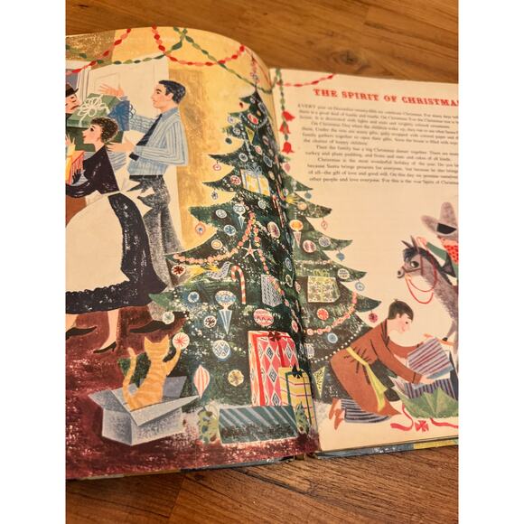 VINTAGE 1953 THE BIG TREASURE BOOK OF CHRISTMAS - Picture 6 of 13